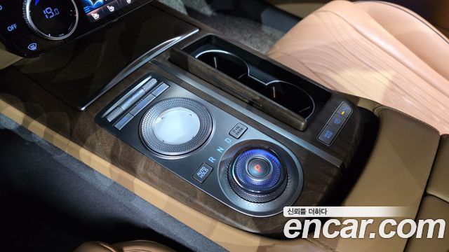 Genesis G80 2022 — photo 12