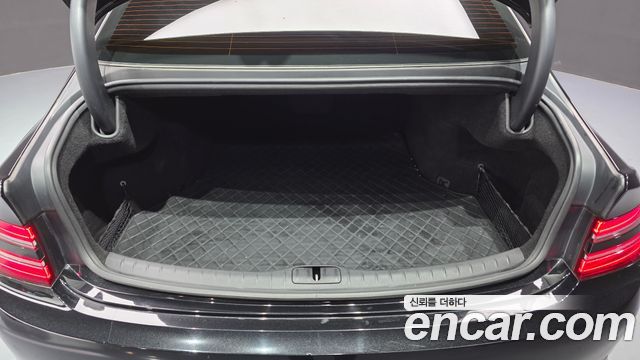 Genesis G80 2022 — photo 24