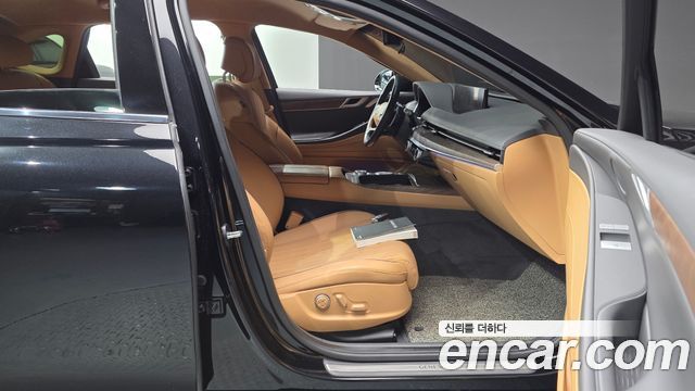 Genesis G80 2022 — photo 16