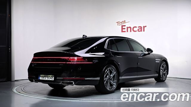 Genesis G90 2022 — photo 2