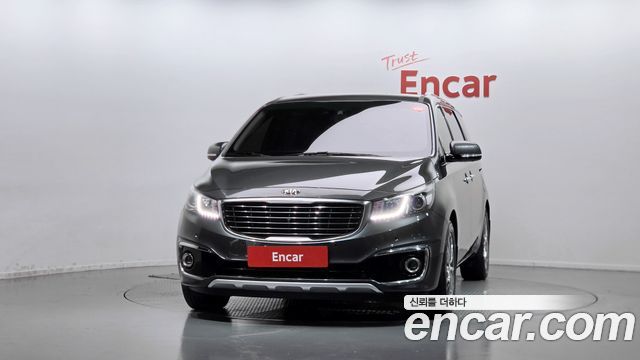 Kia Canival 2018 — photo 3