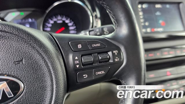 Kia Canival 2018 — photo 22
