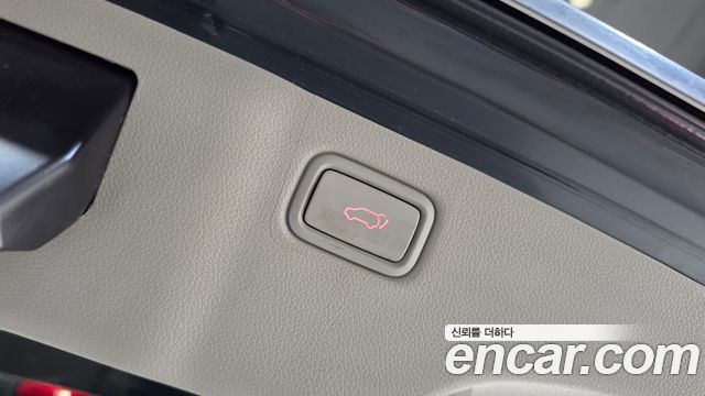 Kia Canival 2018 — photo 23