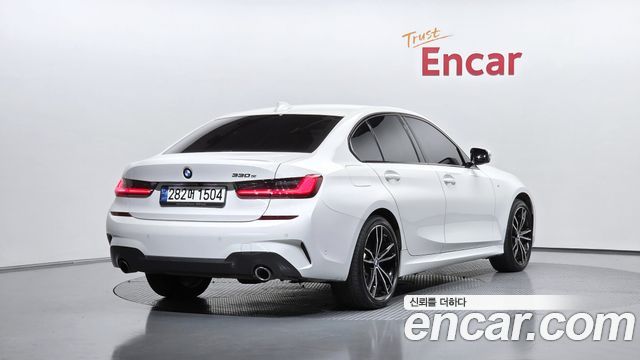 BMW 3-Series 2021 — photo 2