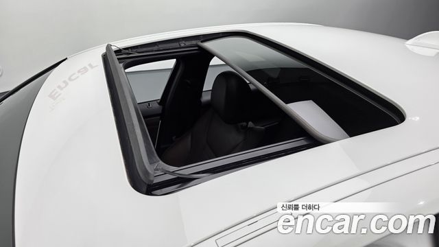BMW 3-Series 2021 — photo 31