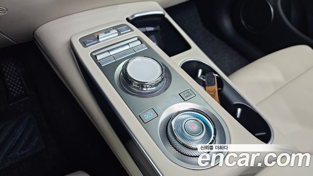 Genesis GV70 2021 — photo 9