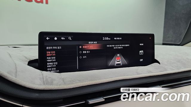Genesis GV70 2021 — photo 17