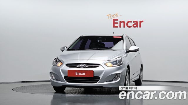 Hyundai Accent 2014 — photo 3