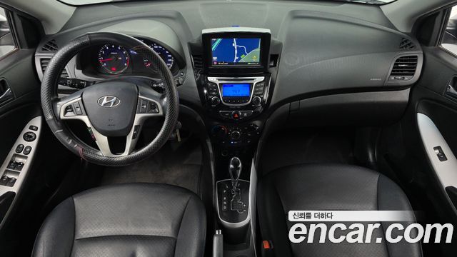 Hyundai Accent 2014 — photo 10