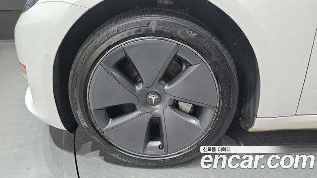 Tesla Model 3 2022 — photo 5