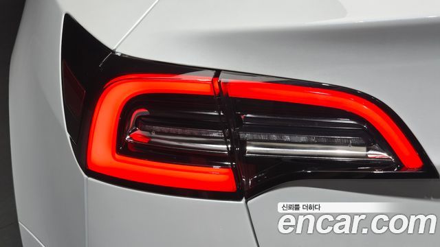 Tesla Model 3 2022 — photo 9