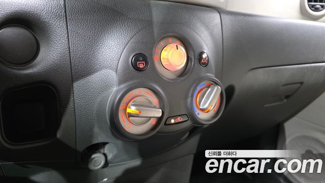 Nissan Cube 2012 — photo 16