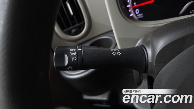 Nissan Cube 2012 — photo 17