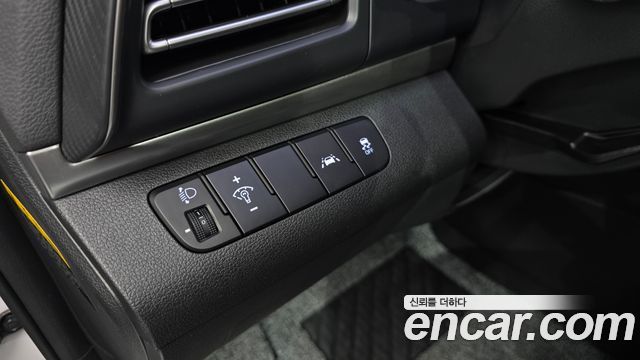 Hyundai AVANTE 2020 — photo 22
