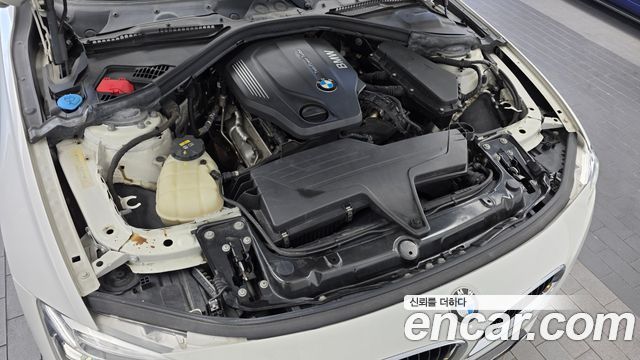 BMW 3-Series 2017 — photo 6