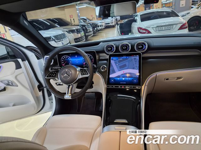 Mercedes-Benz GLC-Class 2025 — photo 7