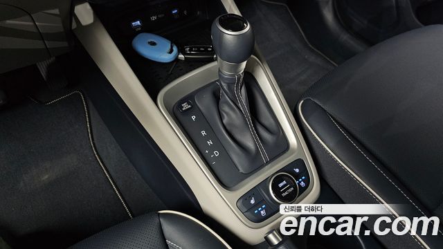 Hyundai Venue 2023 — photo 9