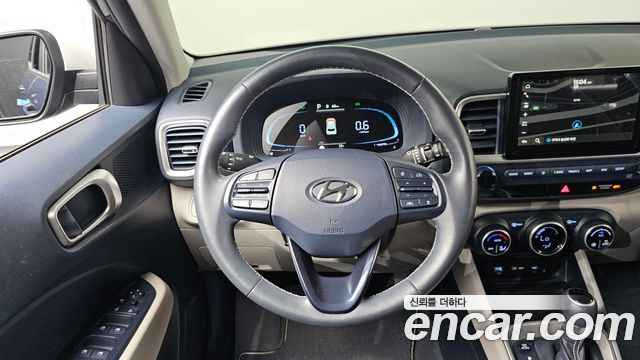 Hyundai Venue 2023 — photo 12