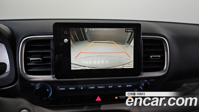 Hyundai Venue 2023 — photo 14