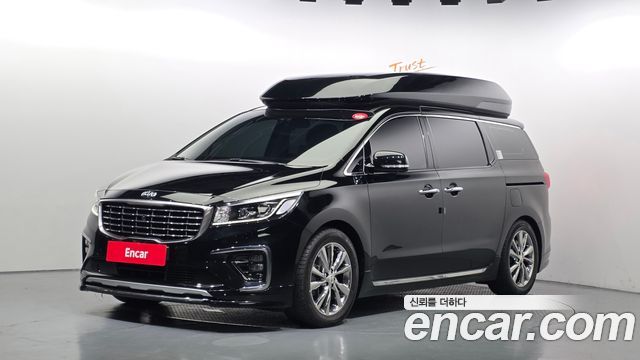 Kia Canival 2020 — photo 1