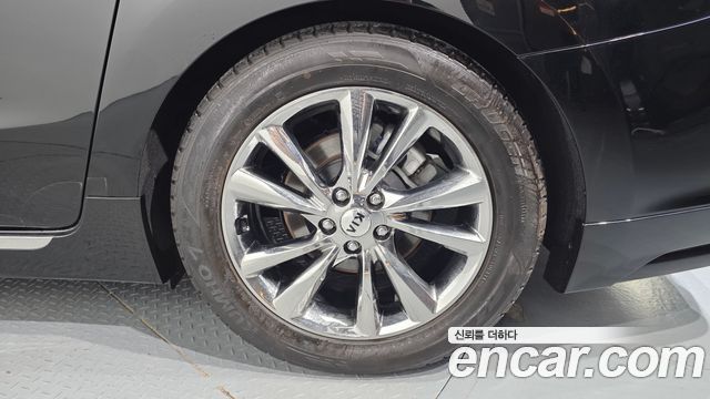 Kia Canival 2020 — photo 7