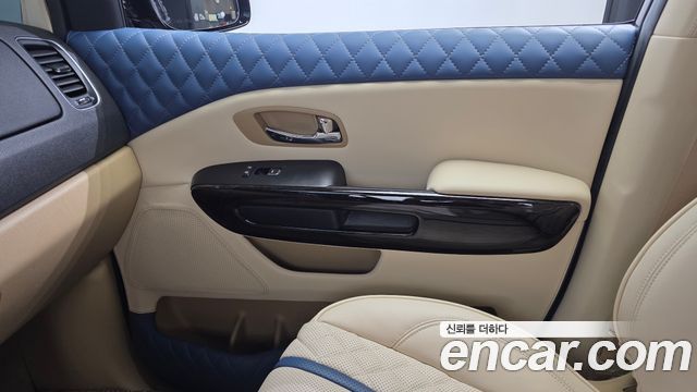 Kia Canival 2020 — photo 15