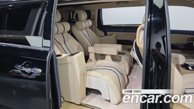Kia Canival 2020 — photo 16