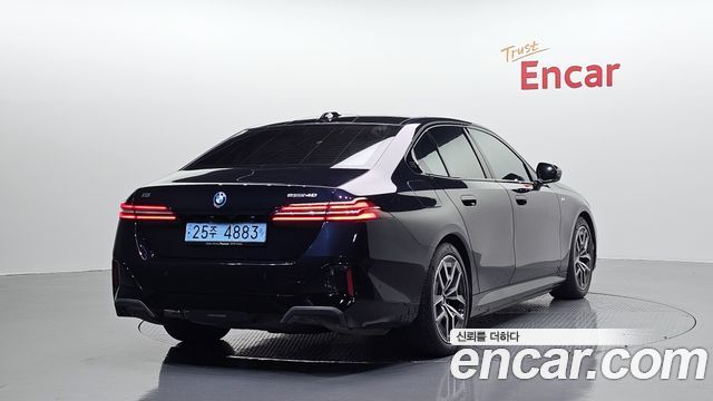 BMW i5 2024 — photo 2