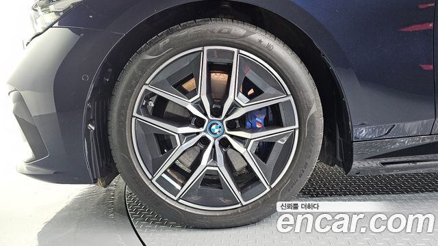BMW i5 2024 — photo 5