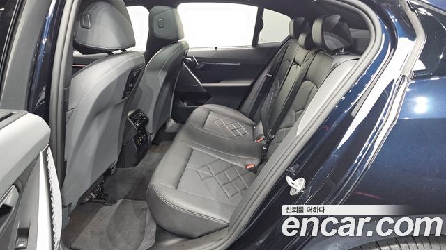 BMW i5 2024 — photo 18