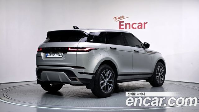 Land Rover Range Rover Evoque 2025 — photo 2