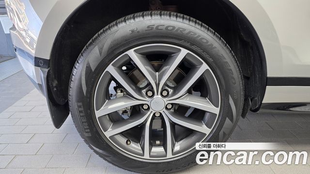 Land Rover Range Rover Evoque 2025 — photo 5