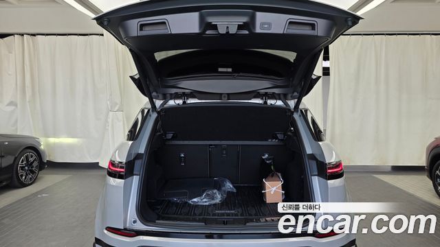 Land Rover Range Rover Evoque 2025 — photo 26