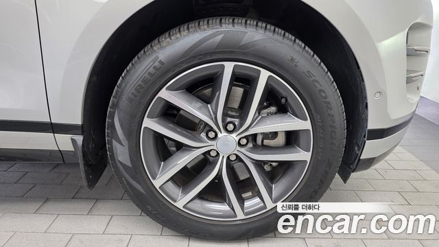 Land Rover Range Rover Evoque 2025 — photo 7