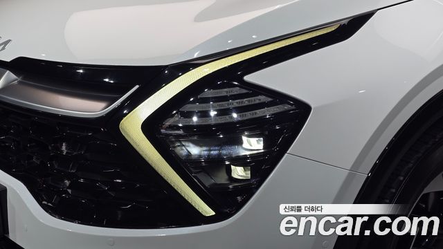 Kia Sportage 2022 — photo 8