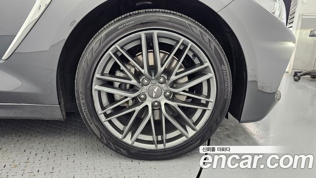 Genesis G70 2018 — photo 7
