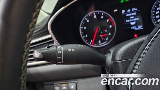 Genesis G70 2018 — photo 29