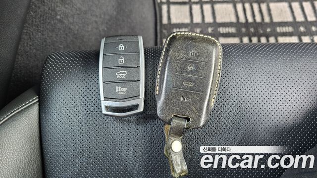Genesis G70 2018 — photo 31