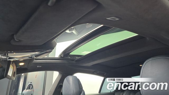 BMW 8-Series 2024 — photo 30