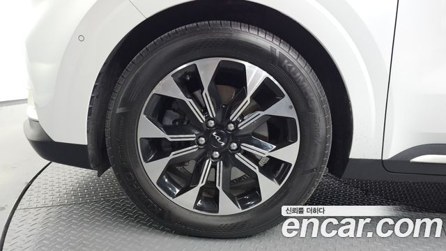 Kia Canival 2022 — photo 5