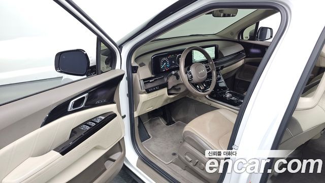 Kia Canival 2022 — photo 10