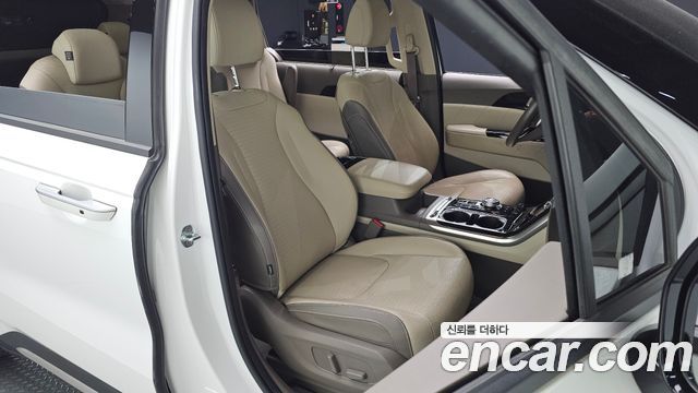 Kia Canival 2022 — photo 13