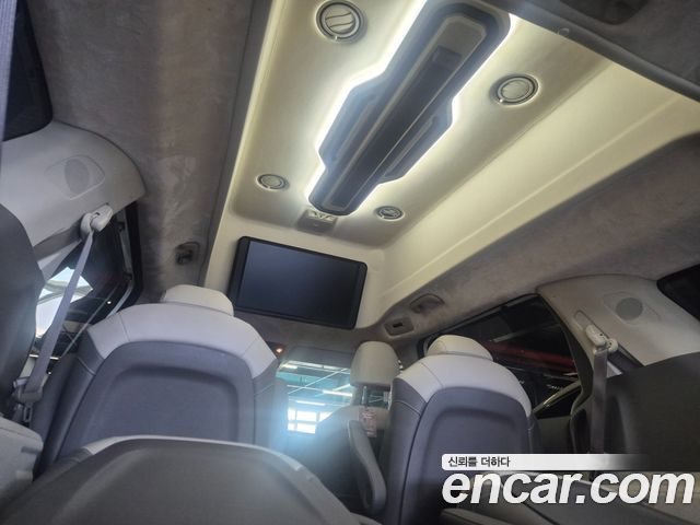 Kia Canival 2022 — photo 14