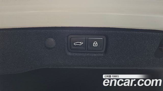 Kia K5 2024 — photo 31