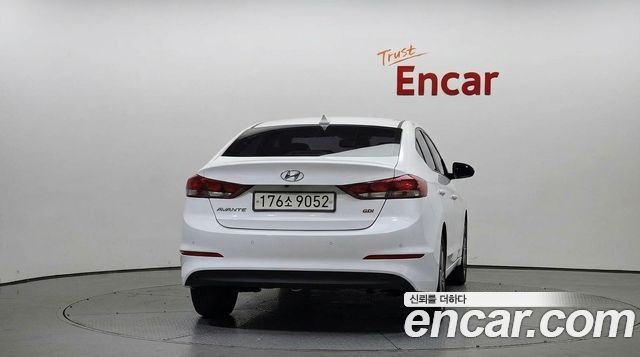 Hyundai AVANTE 2017 — photo 4