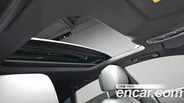 Audi A7 2021 — photo 25