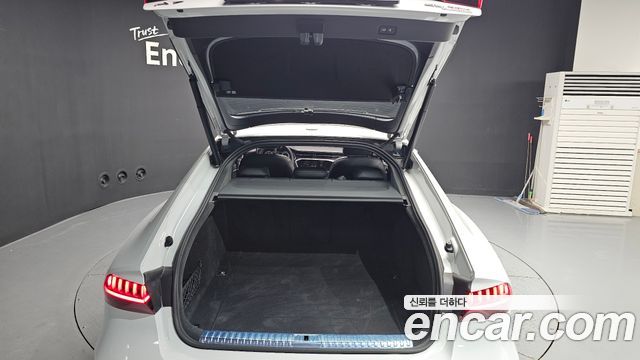 Audi A7 2021 — photo 26
