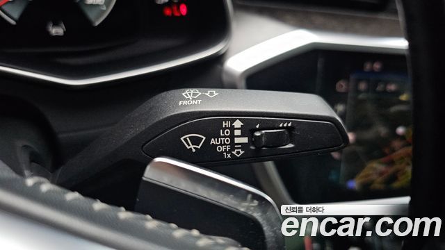 Audi A7 2021 — photo 30