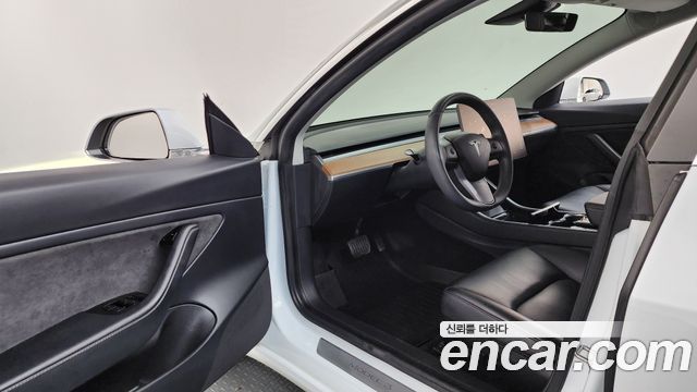 Tesla Model 3 2020 — photo 10