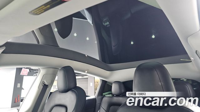 Tesla Model Y 2022 — photo 31